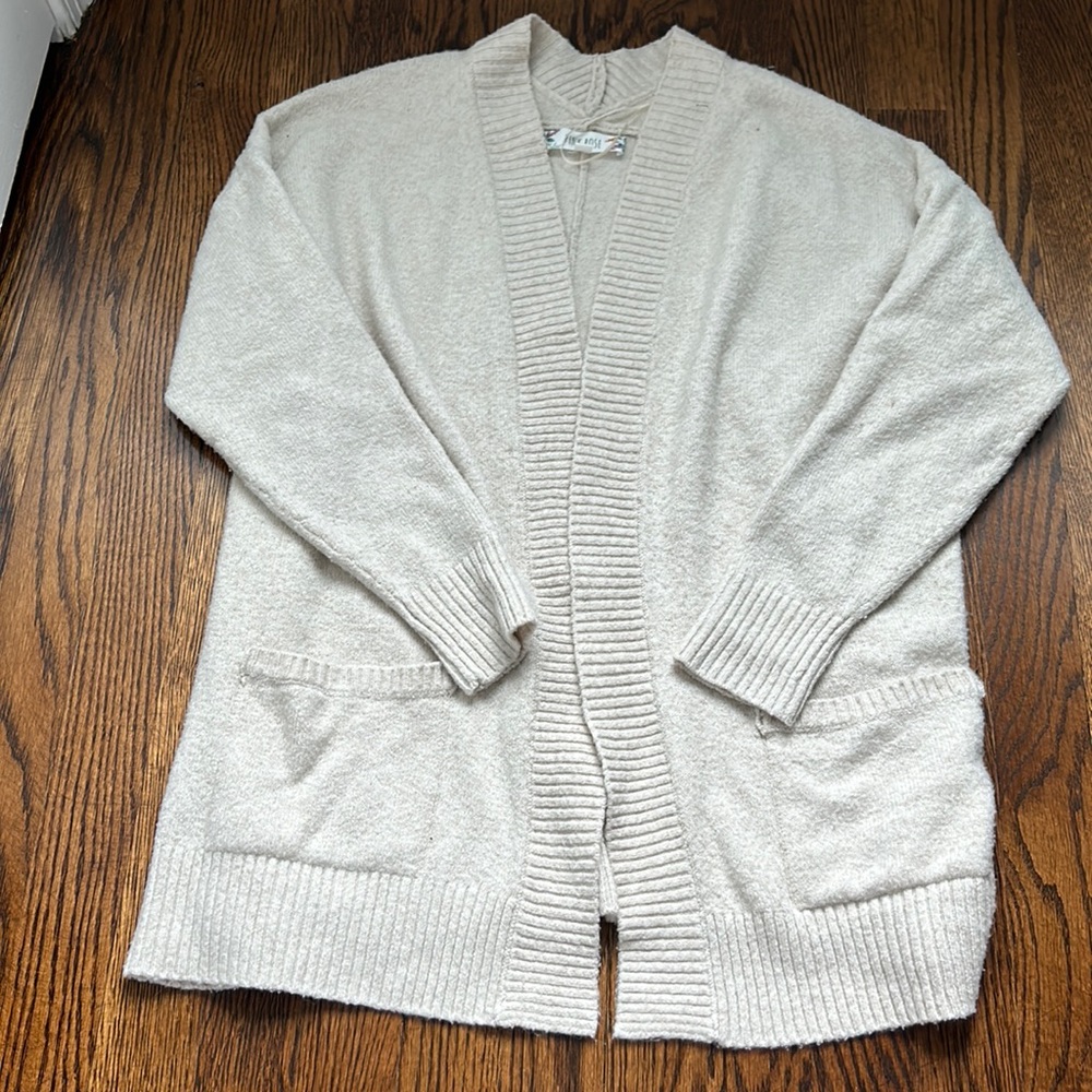 Cream Colorwe Cardigan